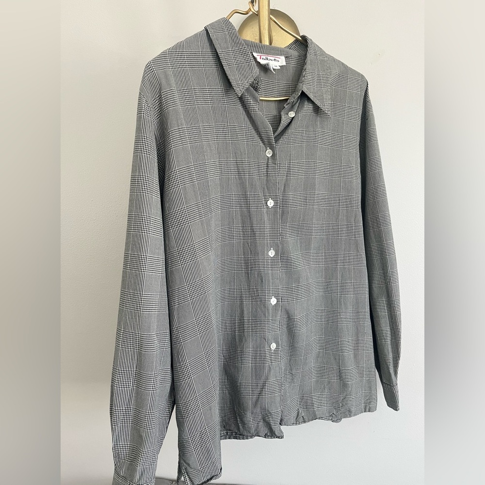 Talbots 100% Silk minimalist neutral Black and White workwear Checkered Shirt 14